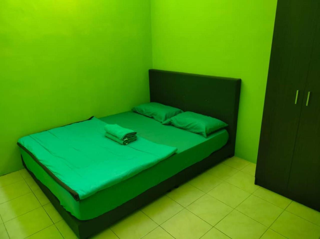 Mylittle Homestay Tanjong Malim Esterno foto
